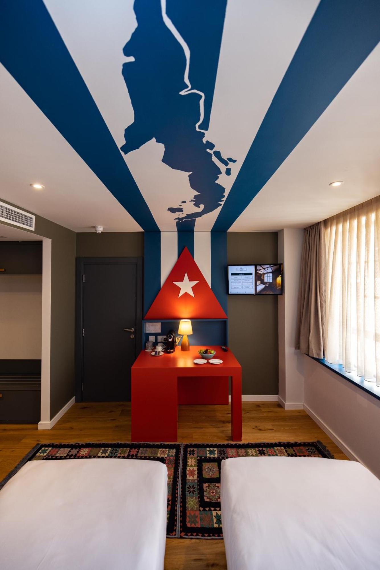 Deluxe Twin Room